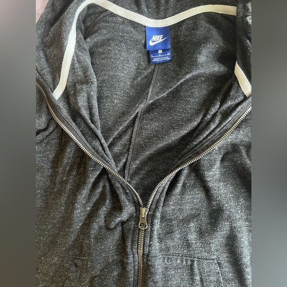 Nike zip jacket size small! - Picture 3 of 3
